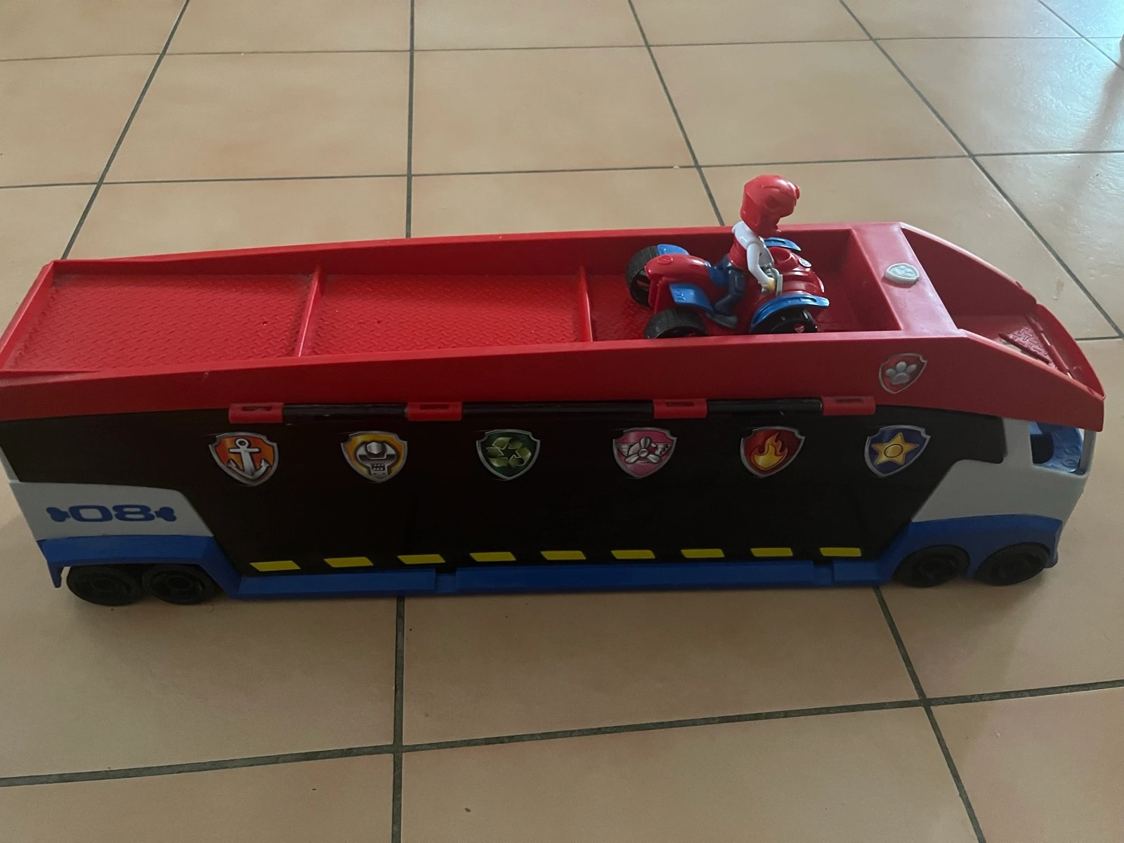 Grand camion pat patrouille 